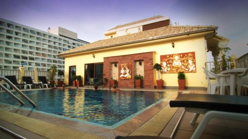 Royal Park Apartments Pattaya