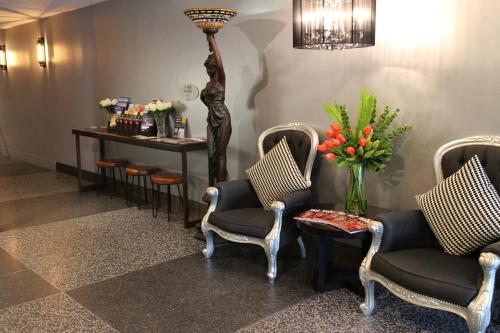 Lobby, Kirketon Hotel Sydney in Darlinghurst