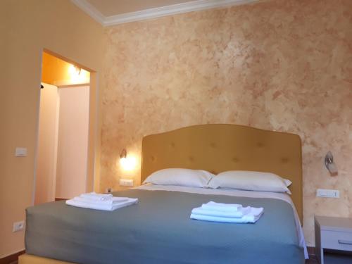 Clodio Rooms - image 10