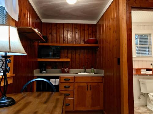 Cedar Ridge Cabins - 화장실