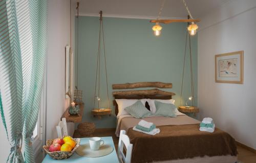 Athens Wooden Studio - image 10