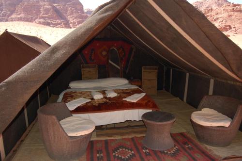 wadi rum sand storm camp