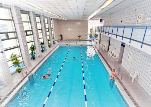 Resort Hotel Karpaty - image 2