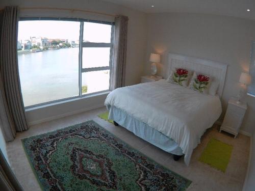 Sunbird-Admiral Island holiday house in 韋爾德里夫