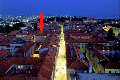  Main Street Apartment, Unterkunft in Zadar