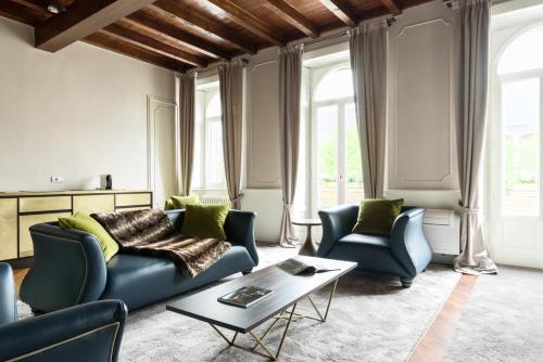 Piazza Cavour - Luxury Lake View Apartment, Como (foto 7)