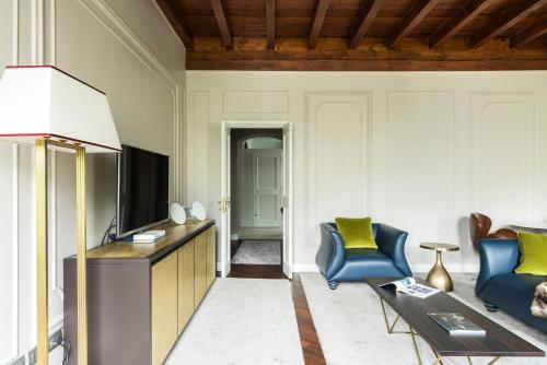 Piazza Cavour - Lake view Apartment