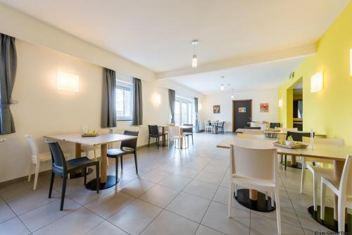 Restaurant, Gite Kaleo Eupen Jugendherberge in Eupen
