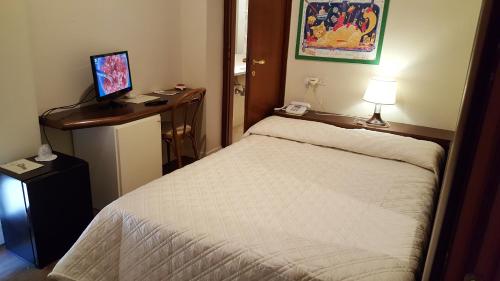 1 double bed