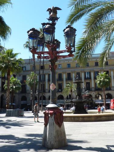 Roma Reial, Barcelona (foto 7)