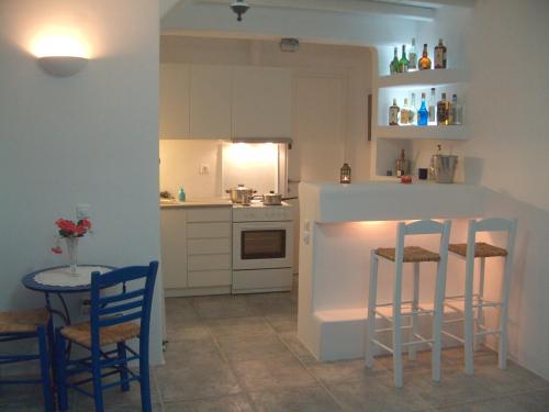 Beachfront Villa Amazing Views Mykonos - image 5