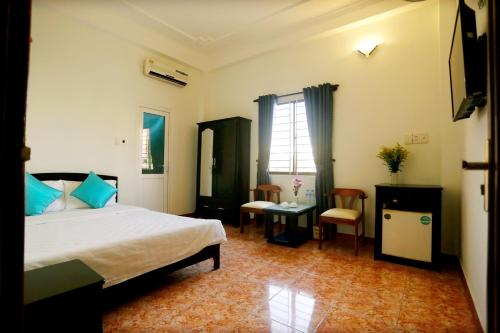 room detail thumbnail 0