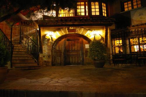 . Hotel Algete