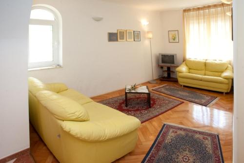 Apartments Beautiful Sandy Beach, Split (photo 6)