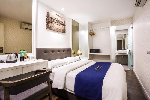 room detail thumbnail 0
