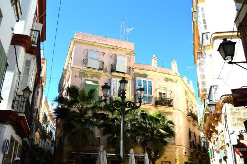 La Casa del Reloj Cadiz - image 4