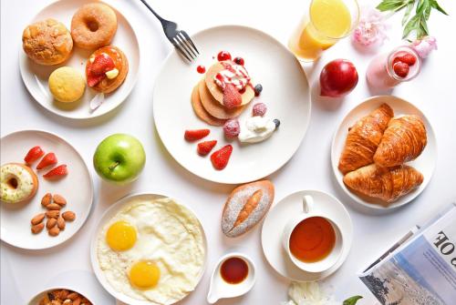 Futian Shangri-La, Shenzhen,Near to Shenzhen Convention&Exhibition Centre, Futian Railway Station