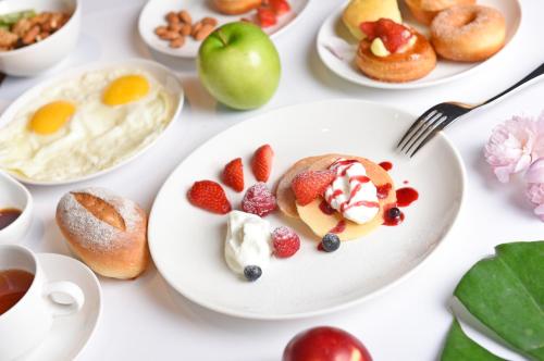 Futian Shangri-La, Shenzhen,Near to Shenzhen Convention&Exhibition Centre, Futian Railway Station