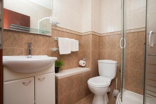 Guest House Medin - image 10