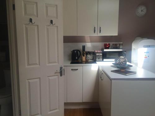 Studio Apartments Camden Town - image 3