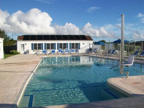 Lighthouse Inn Cape Cod - 수영장