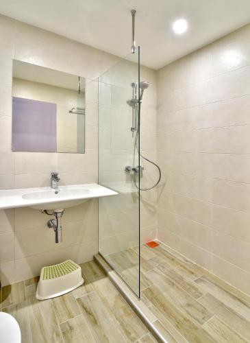 iHotel Sunny Beach - image 9