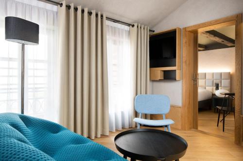 Hotel Le Colombier Suites - Room service disponible - main image