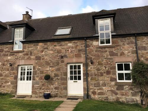 Dunnottar Woods Cottage