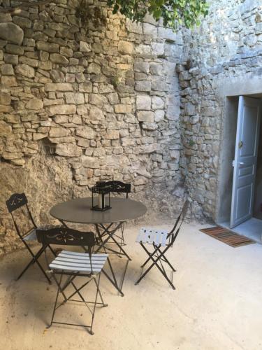 Gorges du Verdon charme, calme et authenticité (Gorges du Verdon charme, calme et authenticite) in ลา มาร์ตร