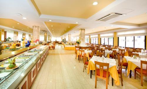 Hotel Monarque Cendrillón - image 5