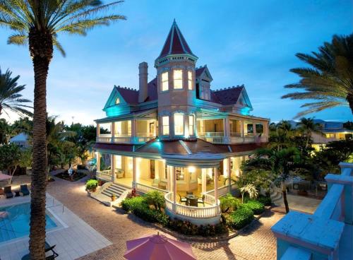 . Southernmost House Hotel