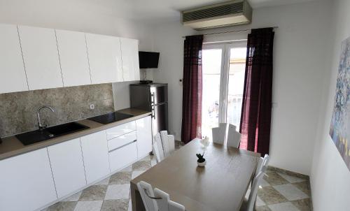 Apartments Silvija - image 10