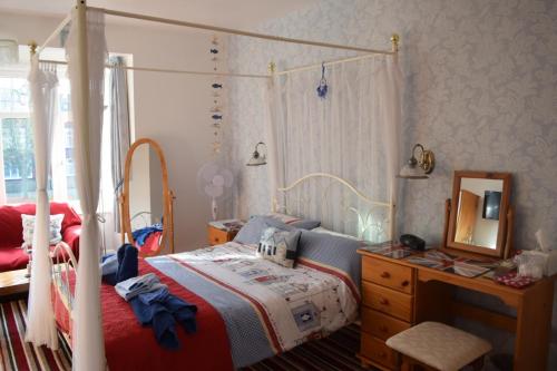 The Lyndsay Guest House - image 10