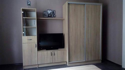 Yavor Apartment - image 10