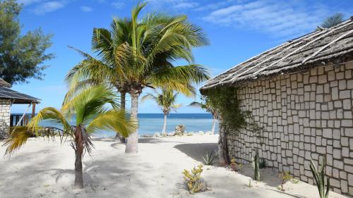 Градина, Laguna Blu - Resort Madagascar in Andavadoaka