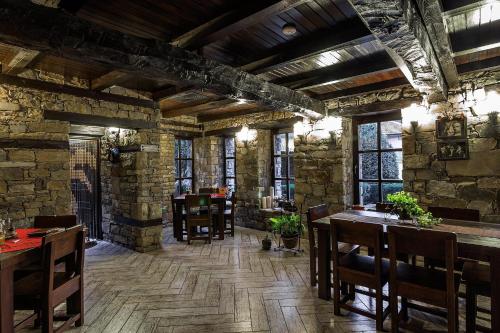 Hotel Hitar Petar - image 10