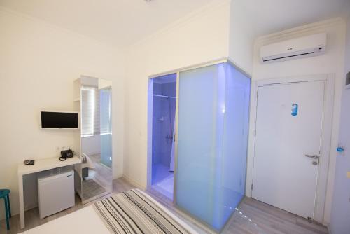 Minu Hotel - image 12