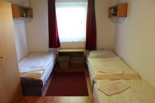 Triple Room with Shared Bathroom