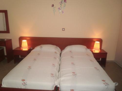  Alkioni Studios in Trapezaki