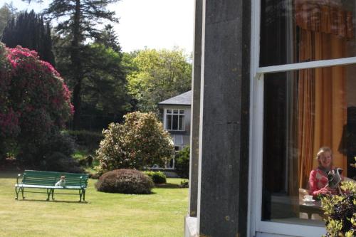 Garden, Currarevagh House in Oughterard
