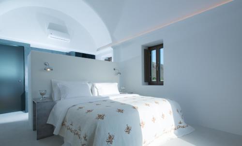 Azar Luxury Villas & Suites - image 12