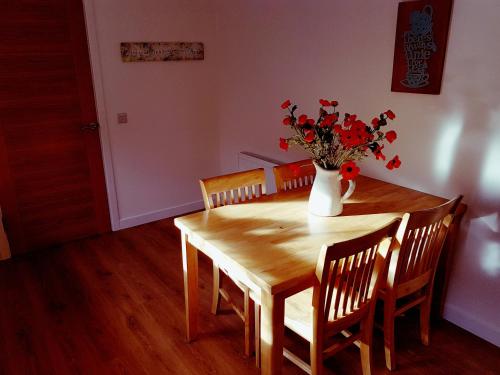 Instalaciones, Yvi's 2Bedroom 2Bathroom Apartment in Inverurie