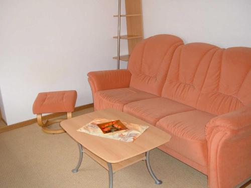 Ferienwohnung 3.4km von Bentwisch entfernt