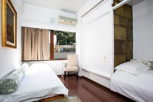 Boutique Athens Apartment ST8 - image 9