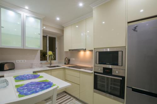 ห้องครัว, Canadian Villa in ปอนตา เดลกาดา