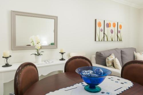 สิ่งอำนวยความสะดวก, Canadian Villa in ปอนตา เดลกาดา