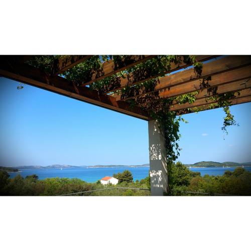  Guest House Grubac in Zlarin