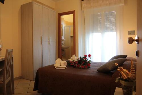 1 queen bed