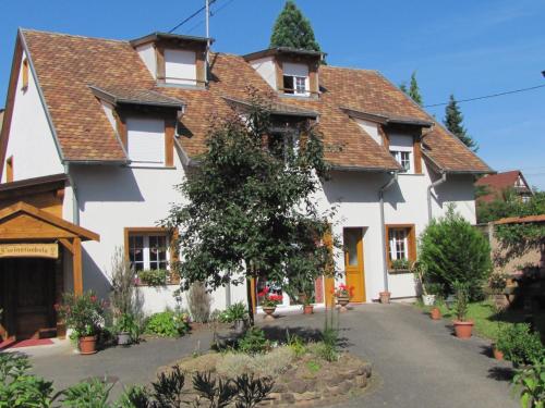 Maison d'Hôtes Douce Nuit - Accommodation - Obermodern