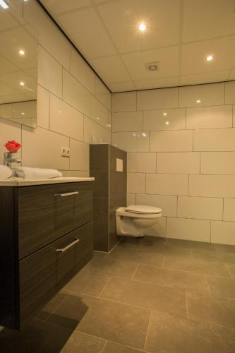 Hotel Eperland - image 2
